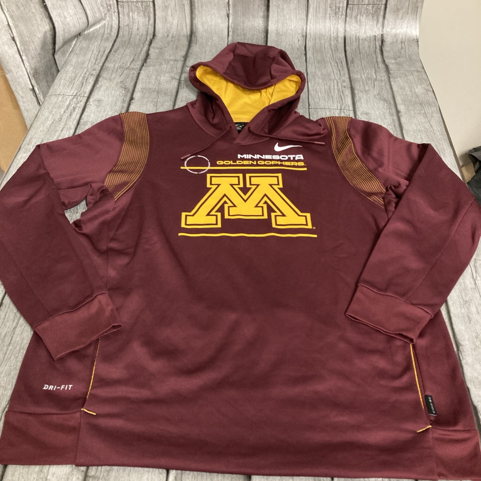 Nwt Mens Nike Minnesota Golden Gophers Sideline Hoodie Xl Maroon X-Large Dri Fit